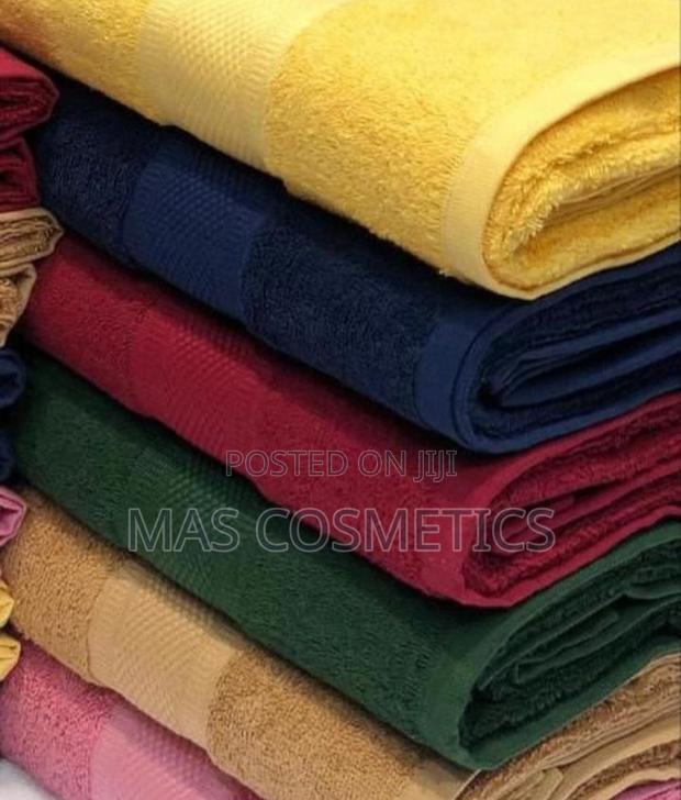 Hand Towels Saloon Size - 50cm X 90cm Only White Available · Photo 4