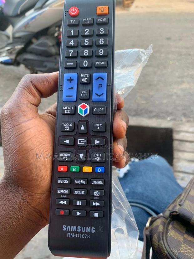 Sealed in Box Samsung Smart Remote Control. · Photo 2