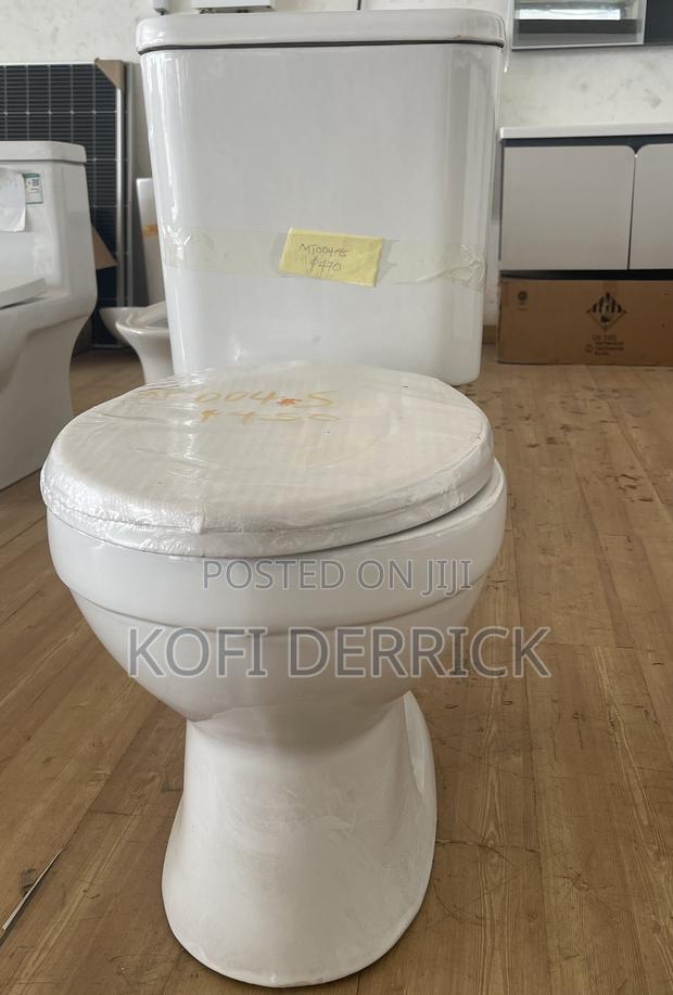 WC - Water Closet Seat · Photo 3