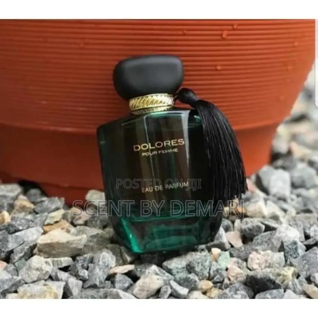 Dolores Perfume image 4