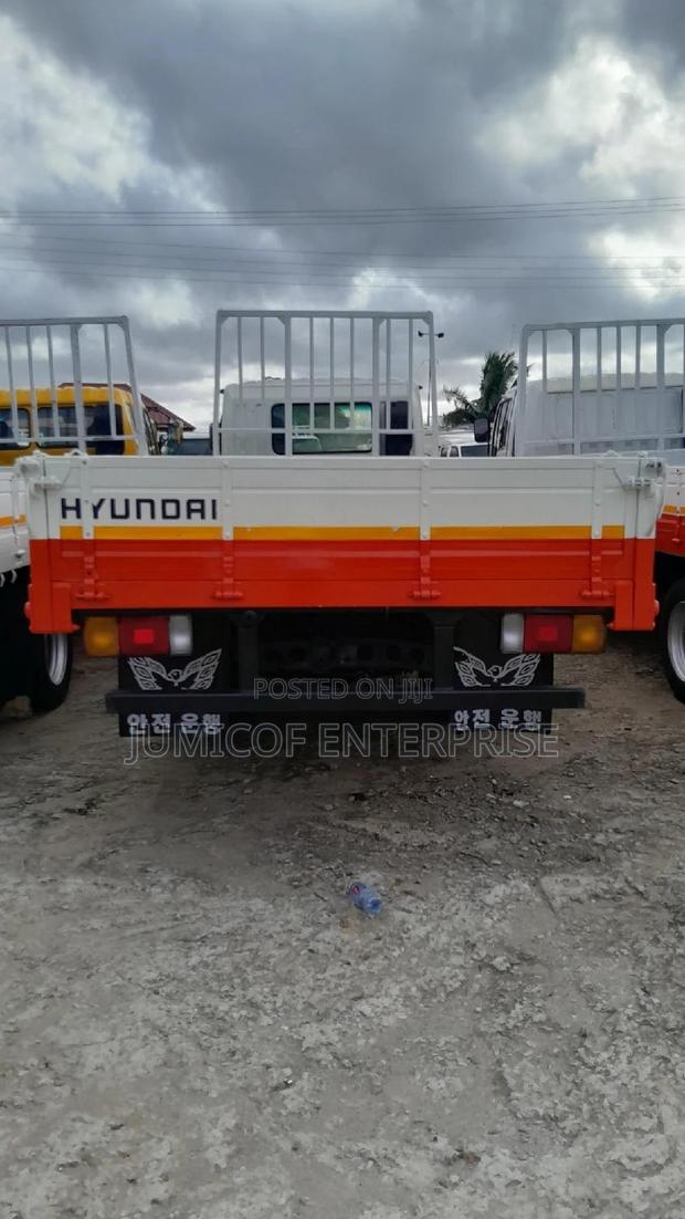 Hyundai 5 Ton 2013