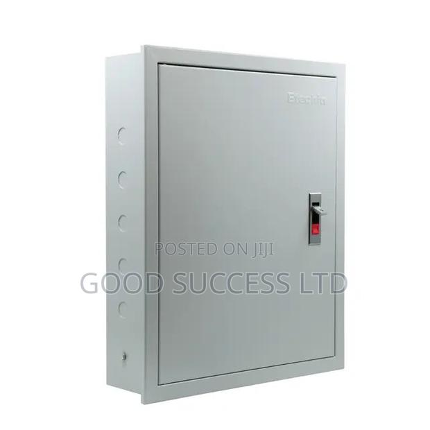 12 Way 3 Phase Main Switch. photo 2
