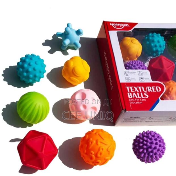 Textured Balls · Photo 1