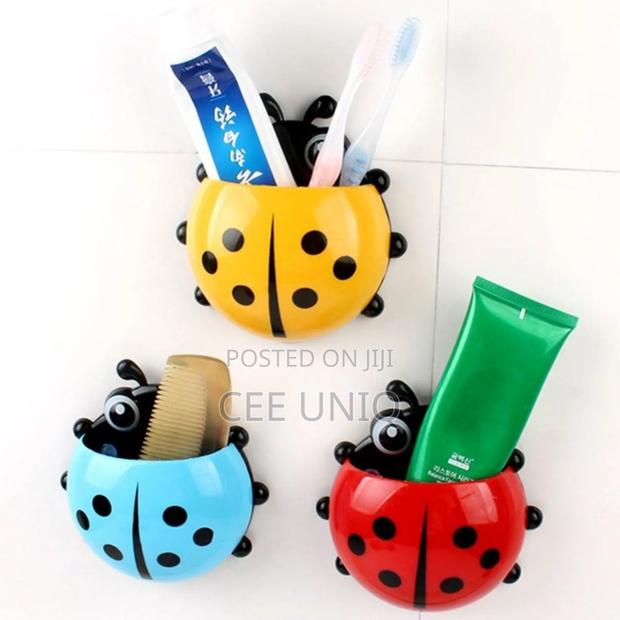 Cute Toothbrush Holder · Photo 2