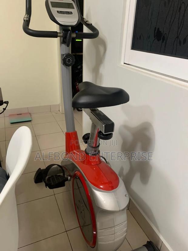 Home Gym Upright Bike · Photo 2