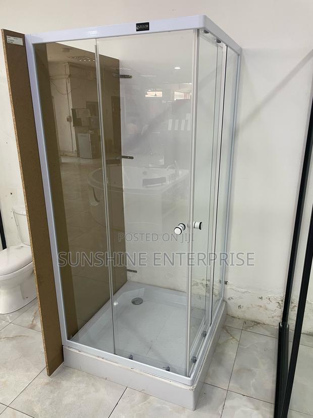All White Square Shower Cubicle 90x90 · Photo 3