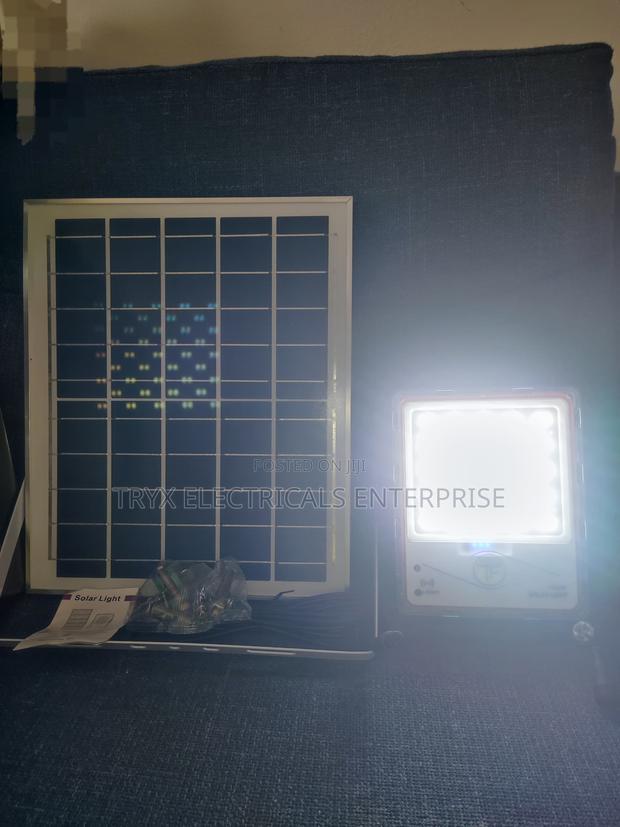 100W Transformer Solar Flood Light photo 2
