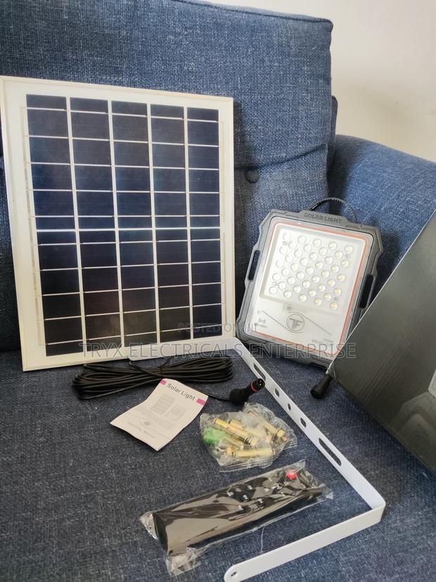 100W Transformer Solar Flood Light photo 3