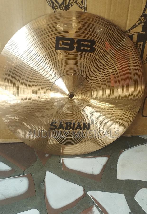 Sabian B8 16inches Crash Cymbal · Photo 4