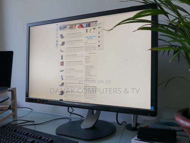 32" Philips QHD Ips Crystal-Clear Monitor · Photo 2