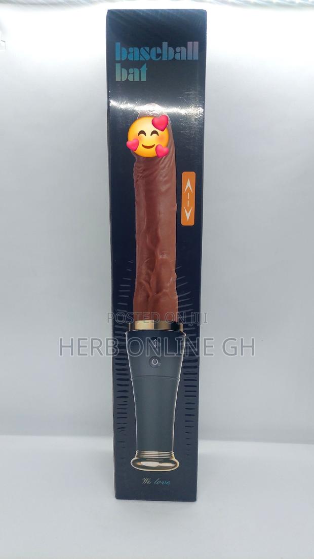 Huge Dildo Max Vibrator · Photo 2