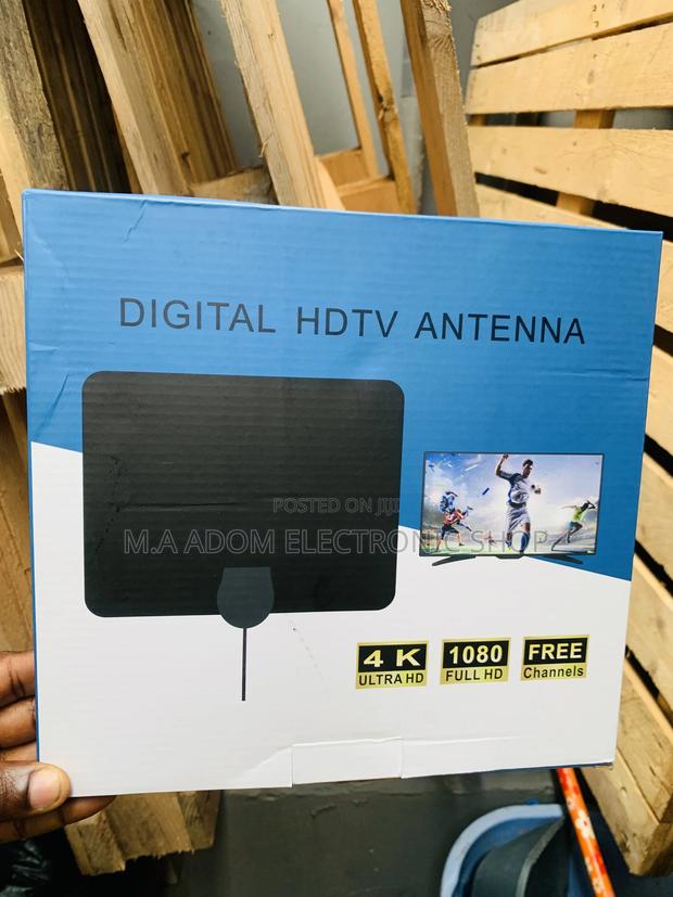 Digital Indoor Antenna for All Your Digital Channels · Photo 3