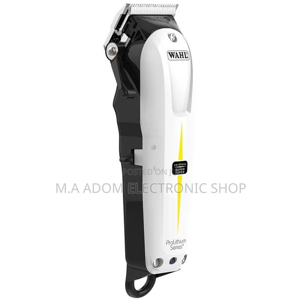 Wahl Super Taper Cordless Clippe for Barbers · Photo 3