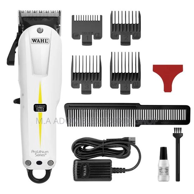 Cordless Wahl Clippers · Photo 2