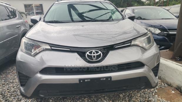 Toyota RAV4 Platinum 4dr SUV AWD (2.5L 4cyl 6A) 2018 Silver