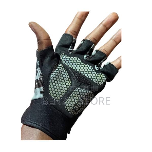 Quality Leather Hand Gloves for Gym and Riding Available · Photo 2