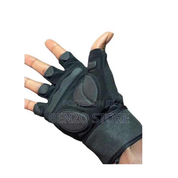 Quality Leather Hand Gloves Available for Gym, and Riders · Photo 2