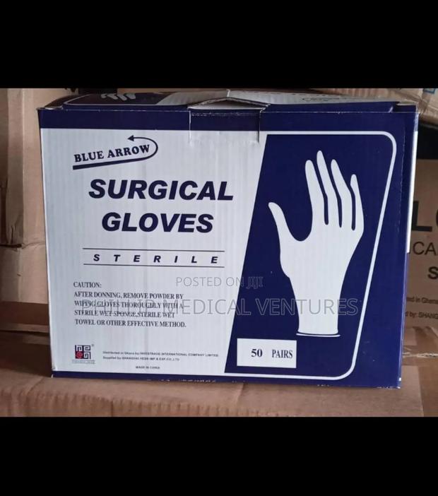 Surgical Gloves · Photo 2