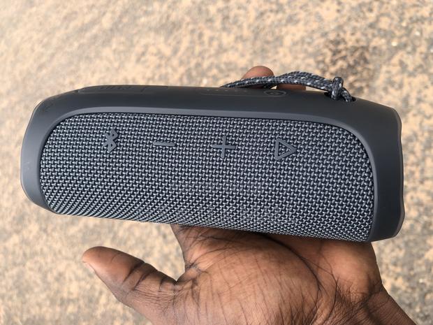 Preowned JBL Flip Essential 2 Bluetooth Speaker In Stock photo 14