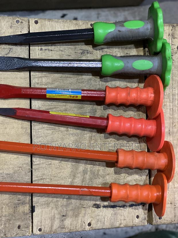 Foreign Chisel · Photo 4