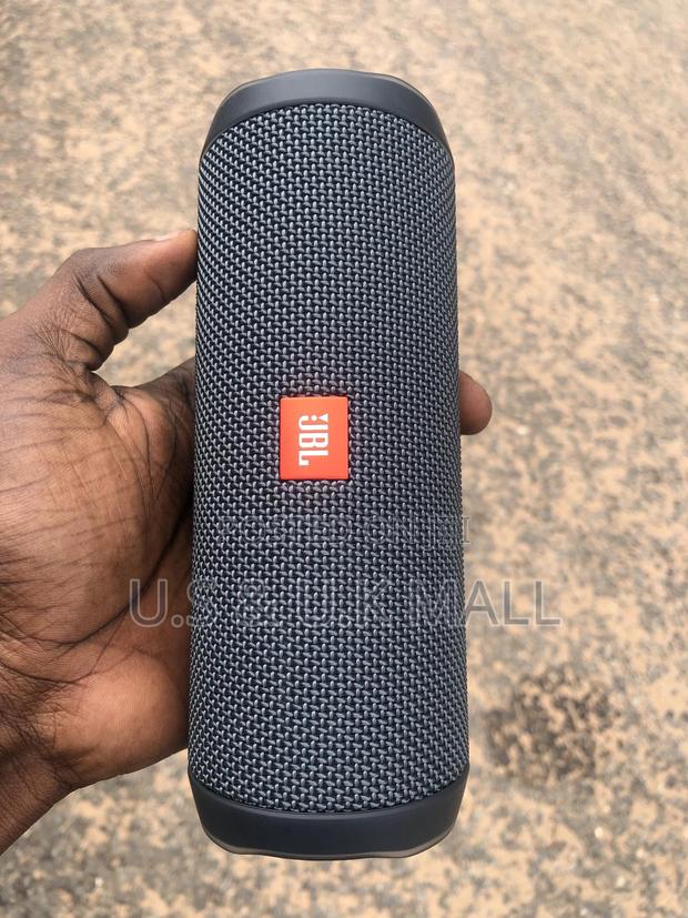 Preowned JBL Flip Essential 2 Bluetooth Speaker In Stock photo 15