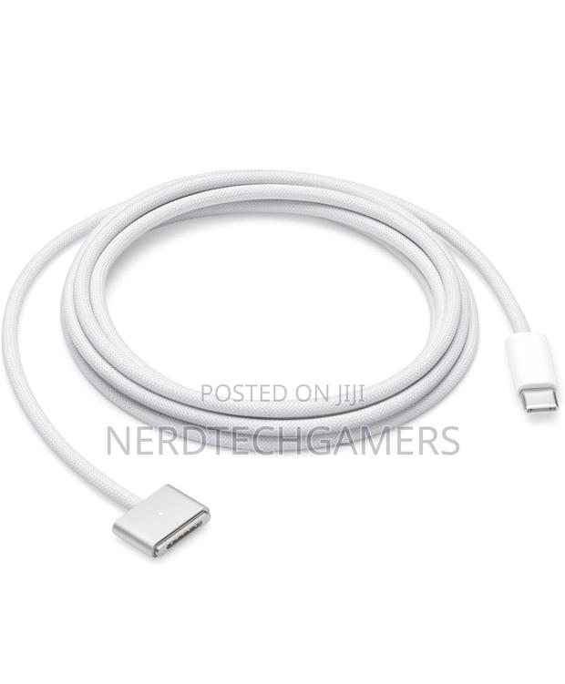Apple USB-C to Magsafe 3 Cable (2 M) · Photo 4