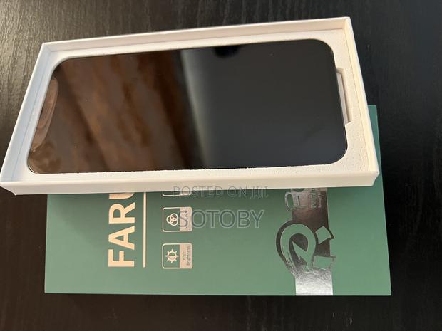 iPhone 12 Pro Max Replacement Screen photo 2
