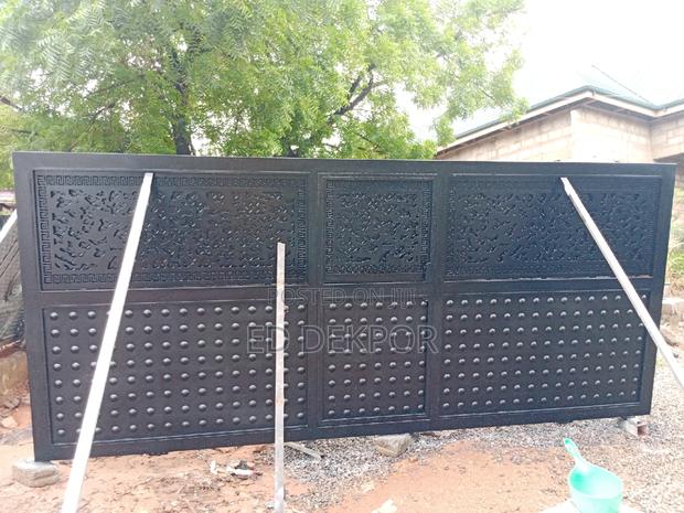 Laser Modern Gate photo 2