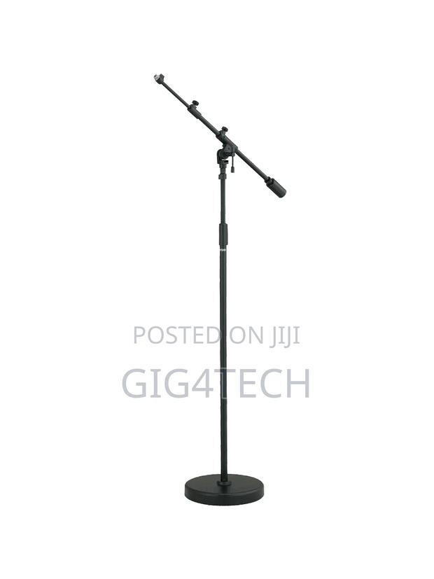Microphone Stand With Round Base · Photo 2