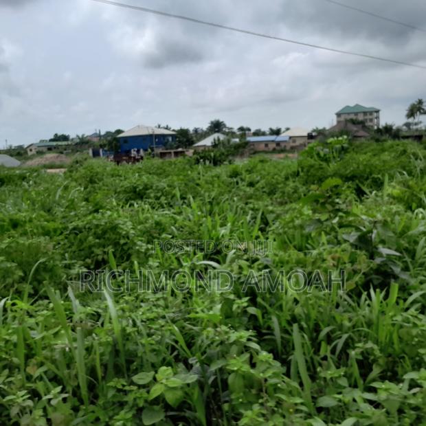 Plot for Sale at Race Course · Photo 3