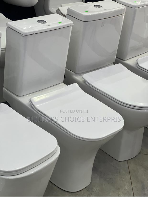 Slim Tank Water Closet (Master Flush) · Photo 2