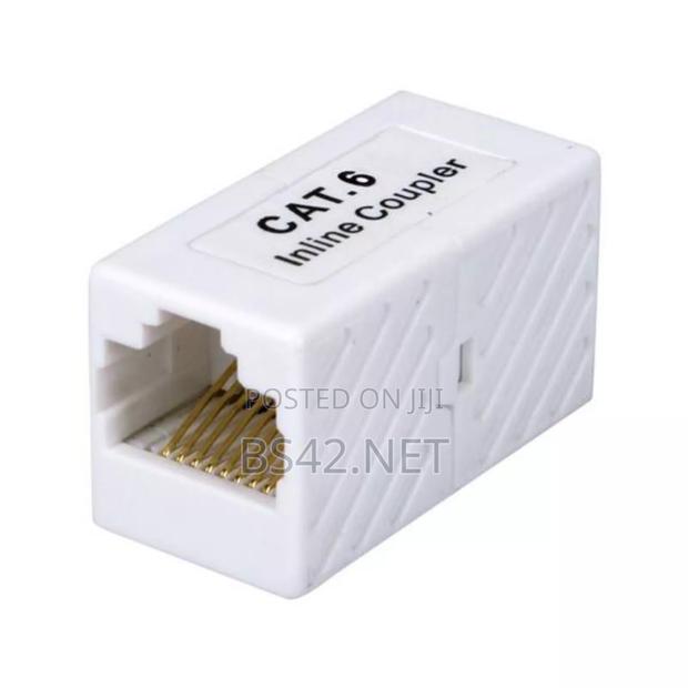 RJ45 Cat5e/6 180 Degree Inline Coupler · Photo 2