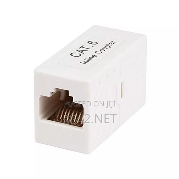 RJ45 Cat5e/6 180 Degree Inline Coupler · Photo 3