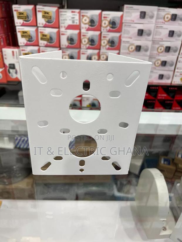 CCTV Pole Mounting Bracket · Photo 4