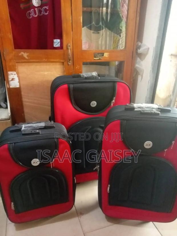 3set Quality Material Luggages · Photo 2