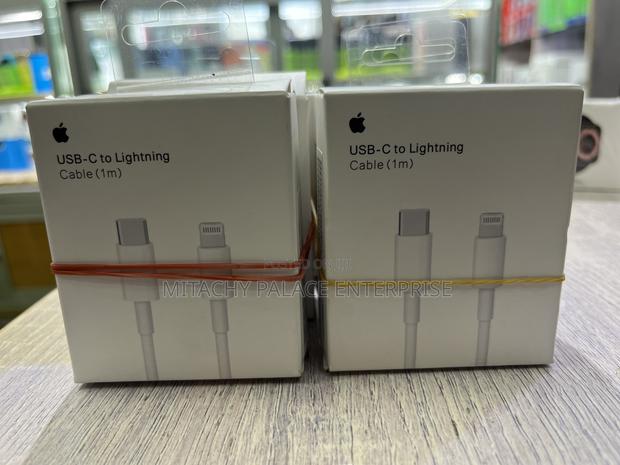 Original 1cm iPhone Cable · Photo 3