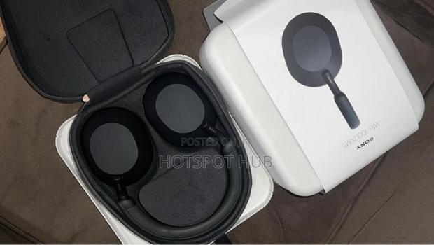Sony - Wh1000xm5 Wireless Noise-Canceling Headphone · Photo 4