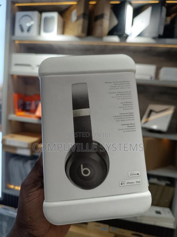 All New Beats Solo 4 · Photo 3