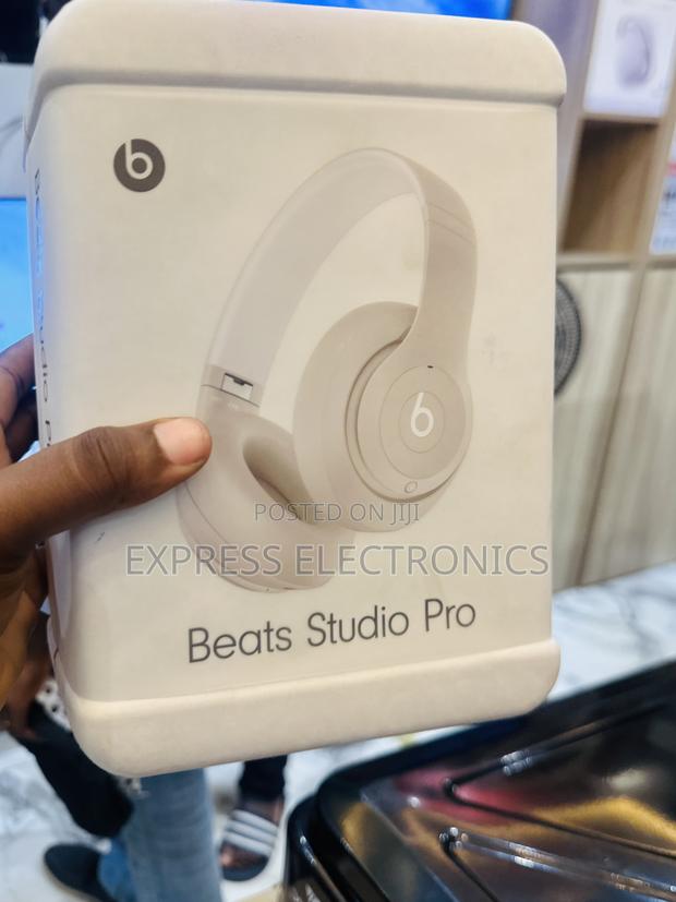 Spectacular Performance Beats Studio Pro Headphones · Photo 2