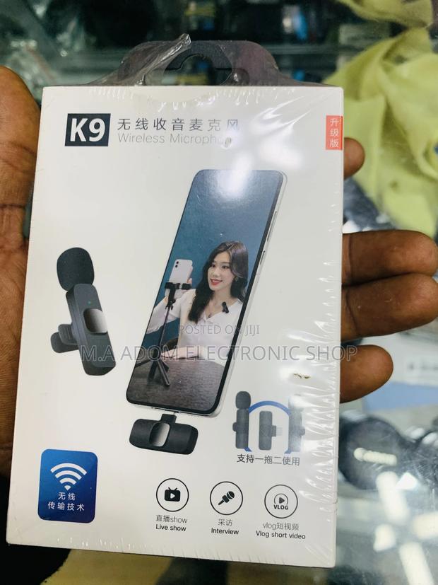 Wireless Microphone for Live Video Interview · Photo 2