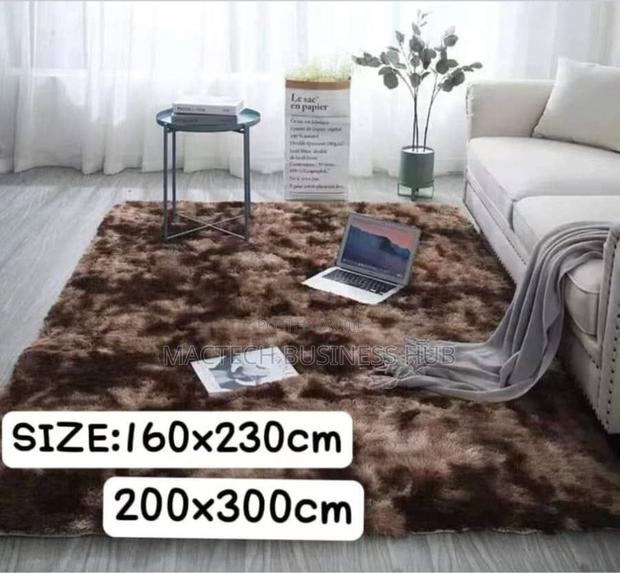 Centre Rugs · Photo 3