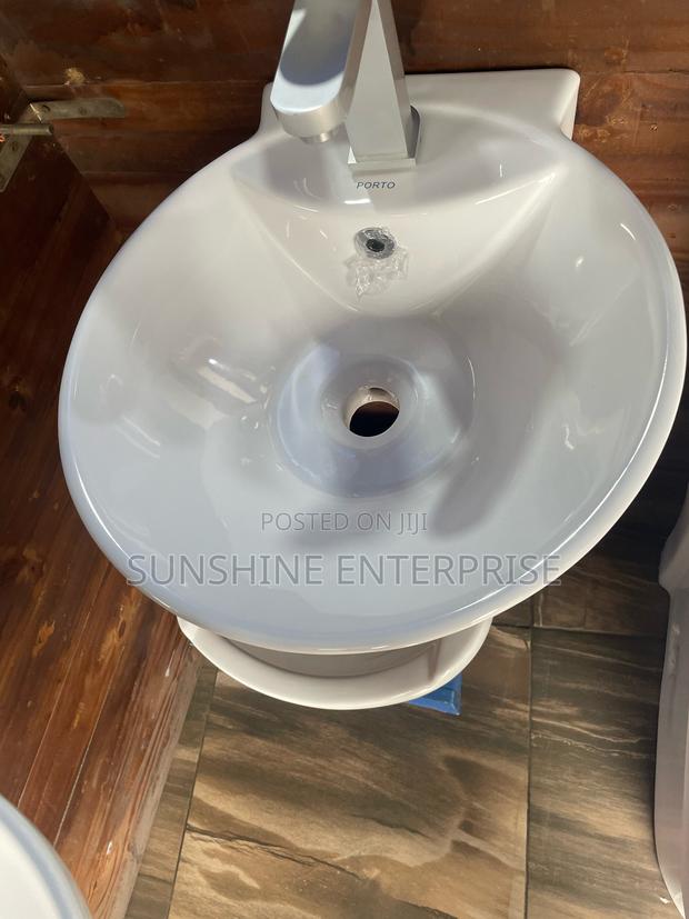 Floating Wash Hand Basin, Porto · Photo 2