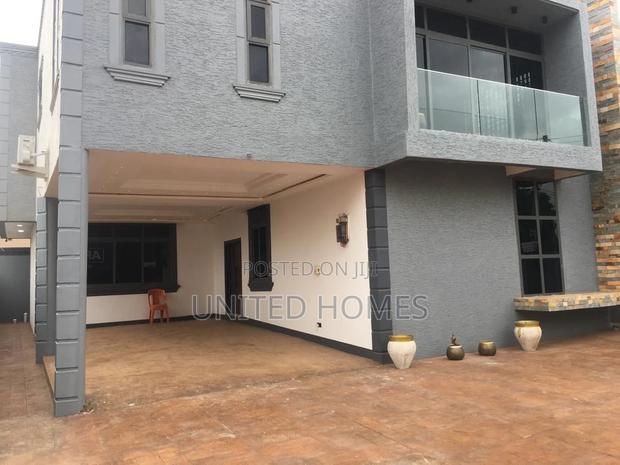 4bdrm House in Achimota for sale · Photo 2