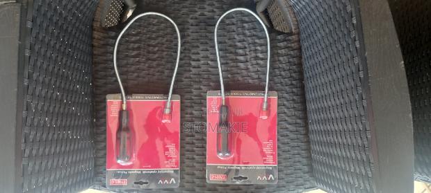 Magnetic Picker for Screws · Photo 2