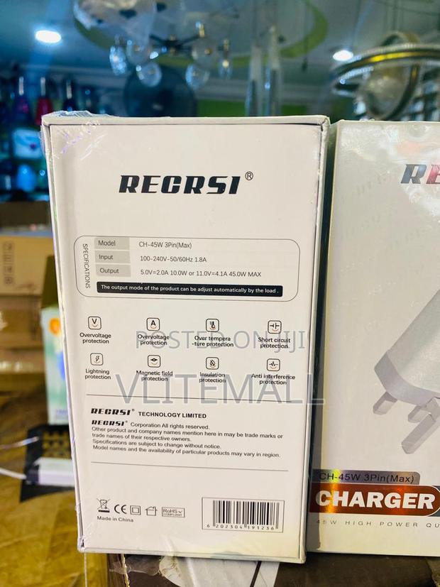 Recrsi Charger 3pin Max (CH-45W) · Photo 4