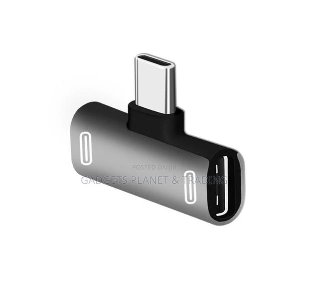 USB C Splitter Type C Male to Dual Type C Splitter Adapter · Photo 4