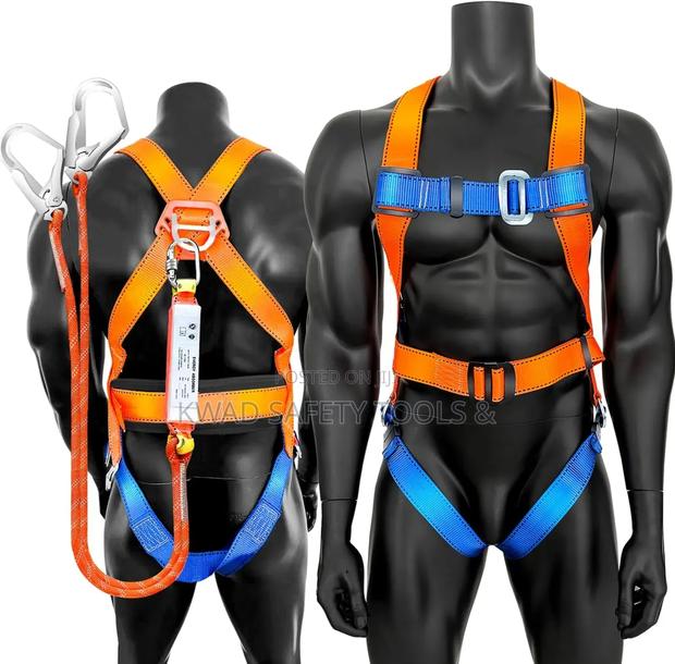 Full Body Harness With Lanyard