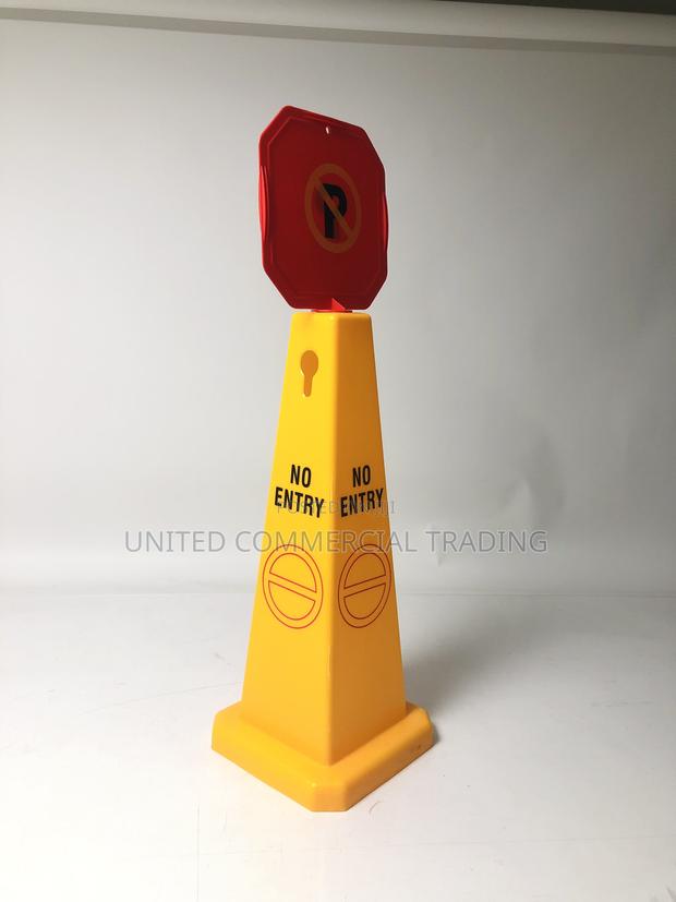 Traffic Con And Warning Signal