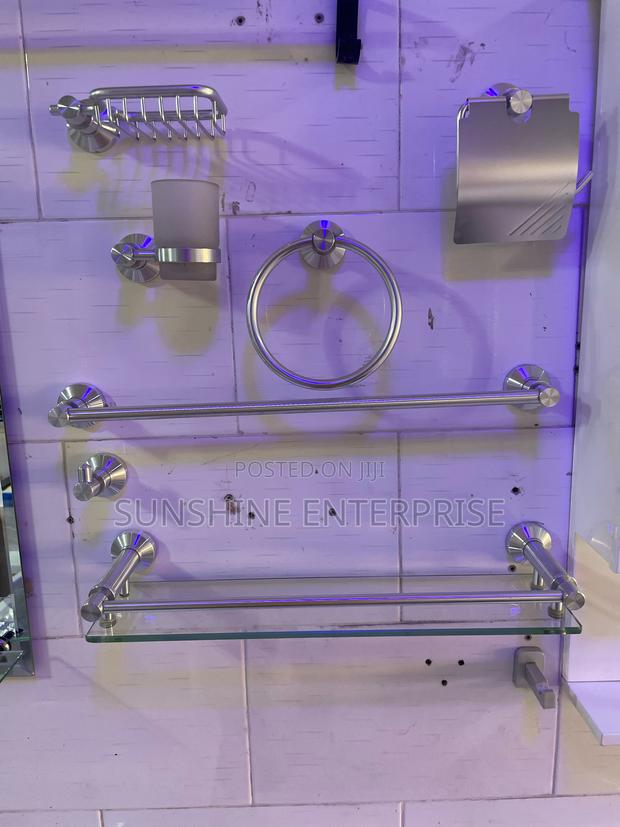 Bathroom Accessories-Aluminum · Photo 2