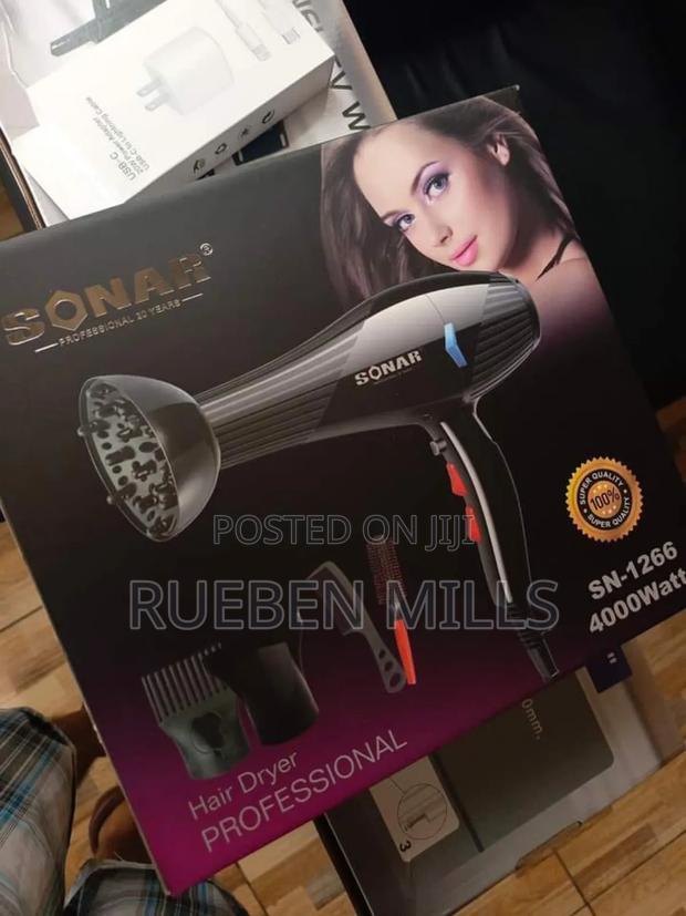 Sonar Five in One Salon Hair Dryer 4000 Watts · Photo 2